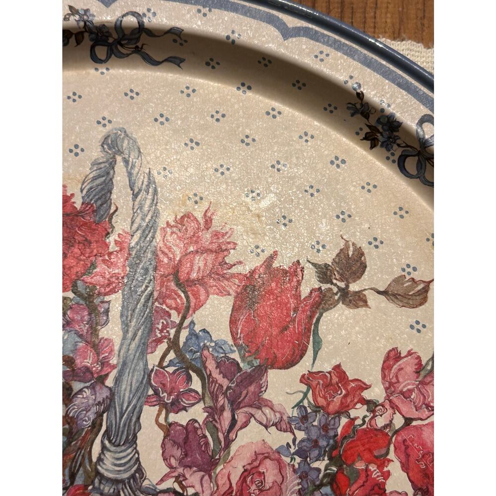 Beautiful Vintage Tin Potpourri Press Tulips in Basket Decorative Tray